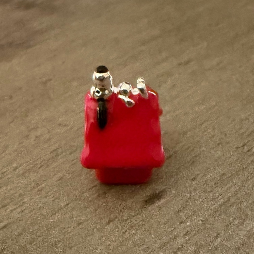 925 Sterling Silver Snoopy On Doghouse Classic Peanuts Charm Bracelet Minimalist - Picture 5 of 7